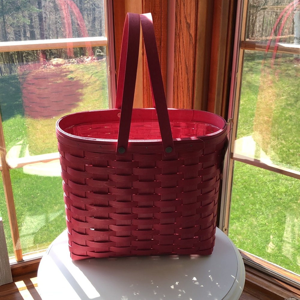 Longaberger basket with protector